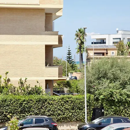 Apartamento Aurarooms18 *